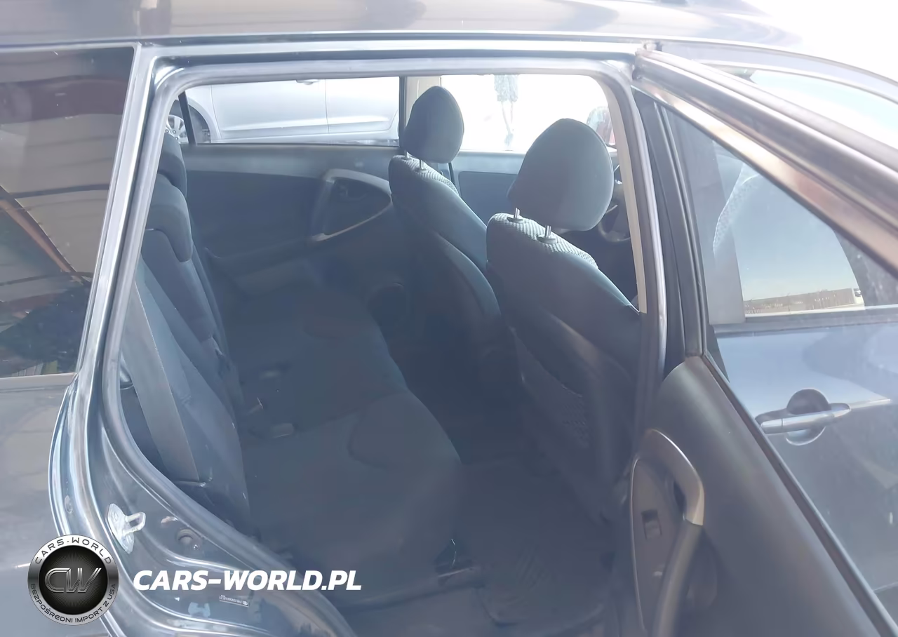 2008 Toyota Rav4 Sport VIN:JTMBD32V586068570 - 8
