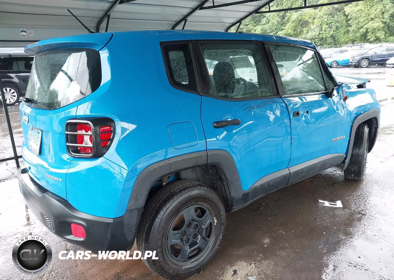 2015 Jeep Renegade Sport VIN:ZACCJBAT8FPB32120 - 4