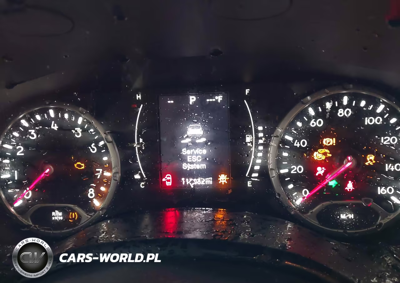 2015 Jeep Renegade Sport VIN:ZACCJBAT8FPB32120 - 7