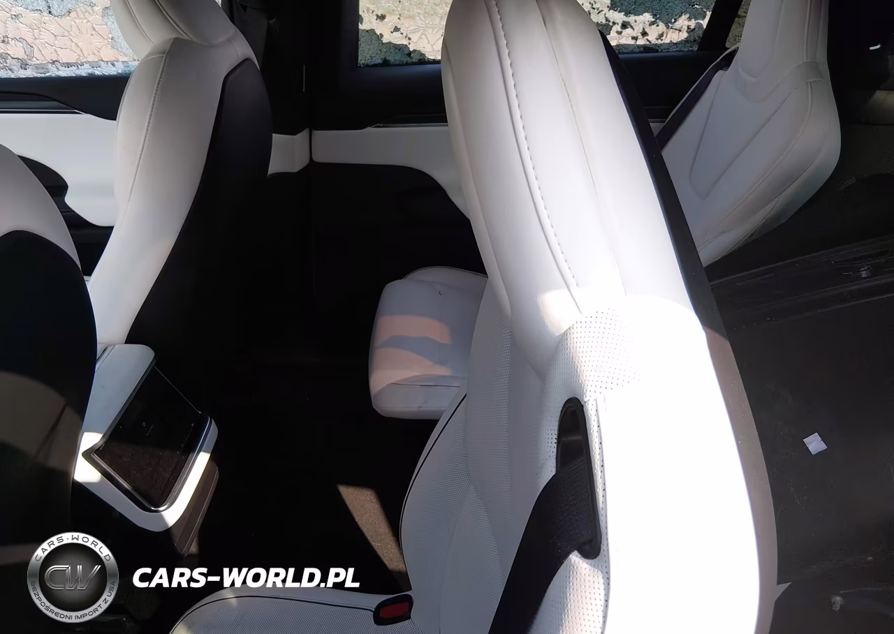 2024 Tesla Model X Plaid Tri Motor All-Wheel Drive VIN:7SAXCBE69RF448592 - 7