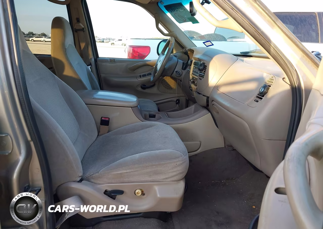 2001 Ford Expedition Xlt VIN:1FMRU15L61LB26444 - 5