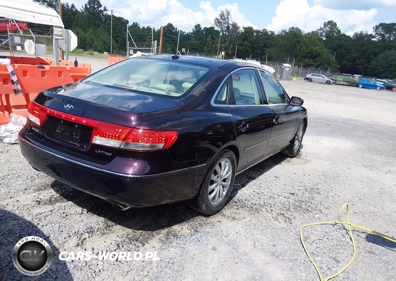 2007 Hyundai Azera Limited-Se VIN:KMHFC46F87A198153 - 4