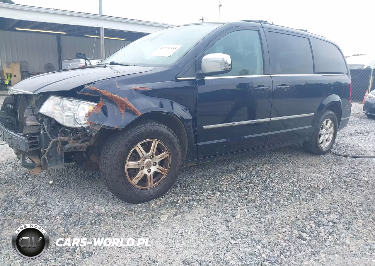 2010 Chrysler Town & Country Touring Plus VIN:2A4RR8D19AR398857 - 2