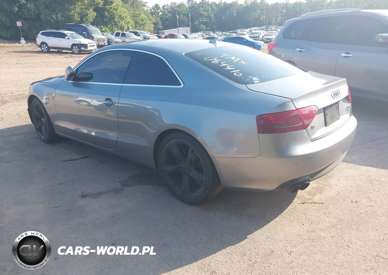 2011 Audi A5 2.0T Premium VIN:WAULFAFR6BA084410 - 3