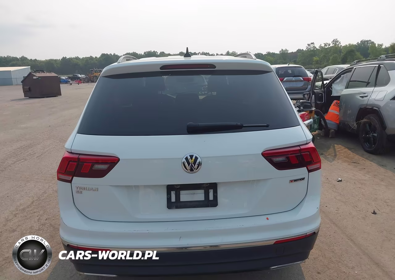 2021 Volkswagen Tiguan 2.0T Se-2.0T Se R-Line Black-2.0T Sel VIN:3VV2B7AX0MM112227 - 16