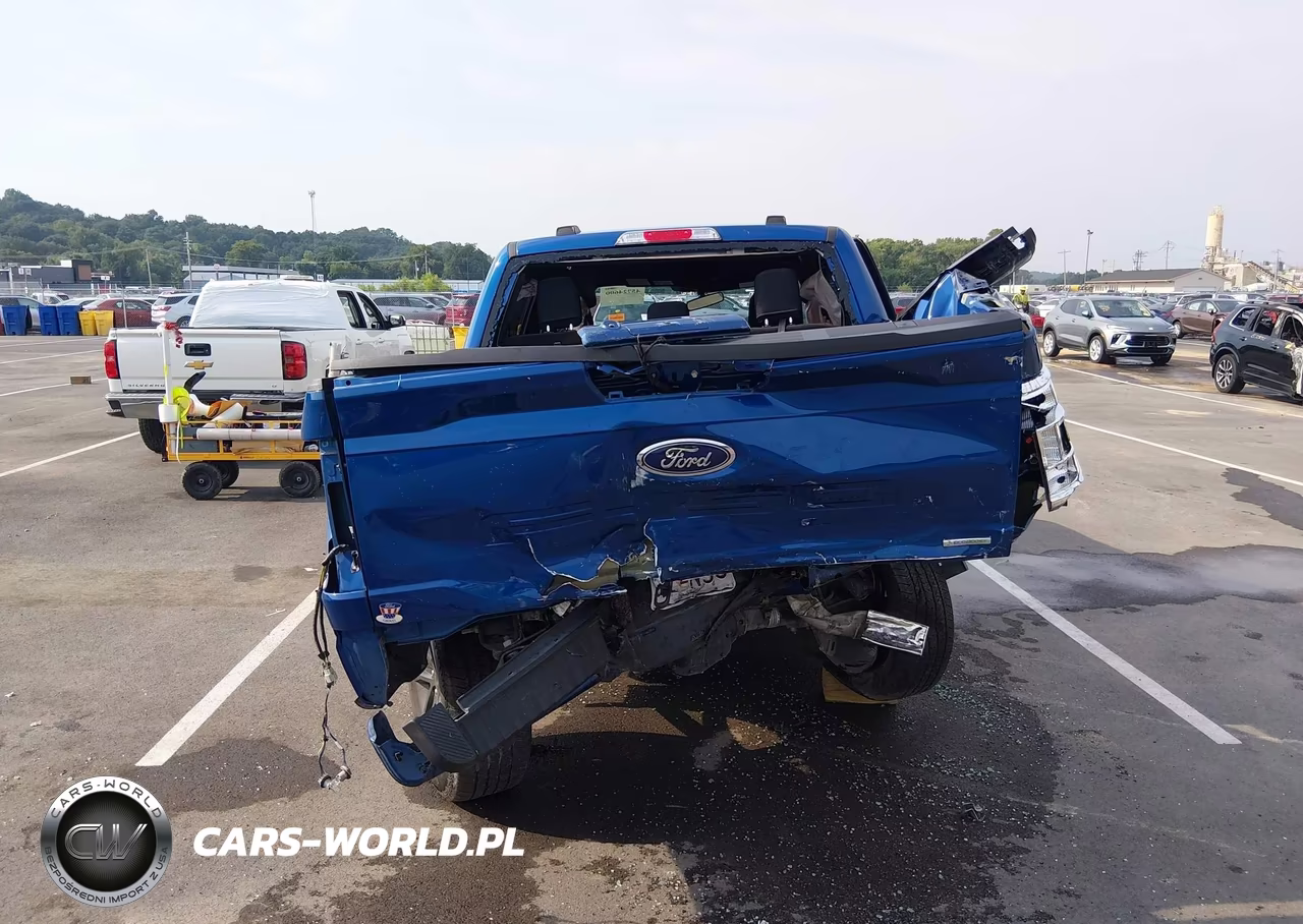 2023 Ford F-150 Xlt VIN:1FTFW1E8XPKE56177 - 17