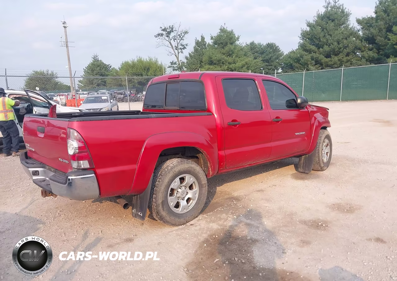 2010 Toyota Tacoma Base V6 VIN:3TMLU4EN7AM051460 - 4