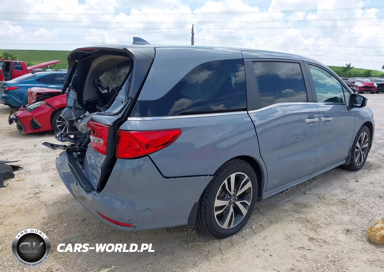 2024 Honda Odyssey Touring VIN:5FNRL6H87RB010437 - 4