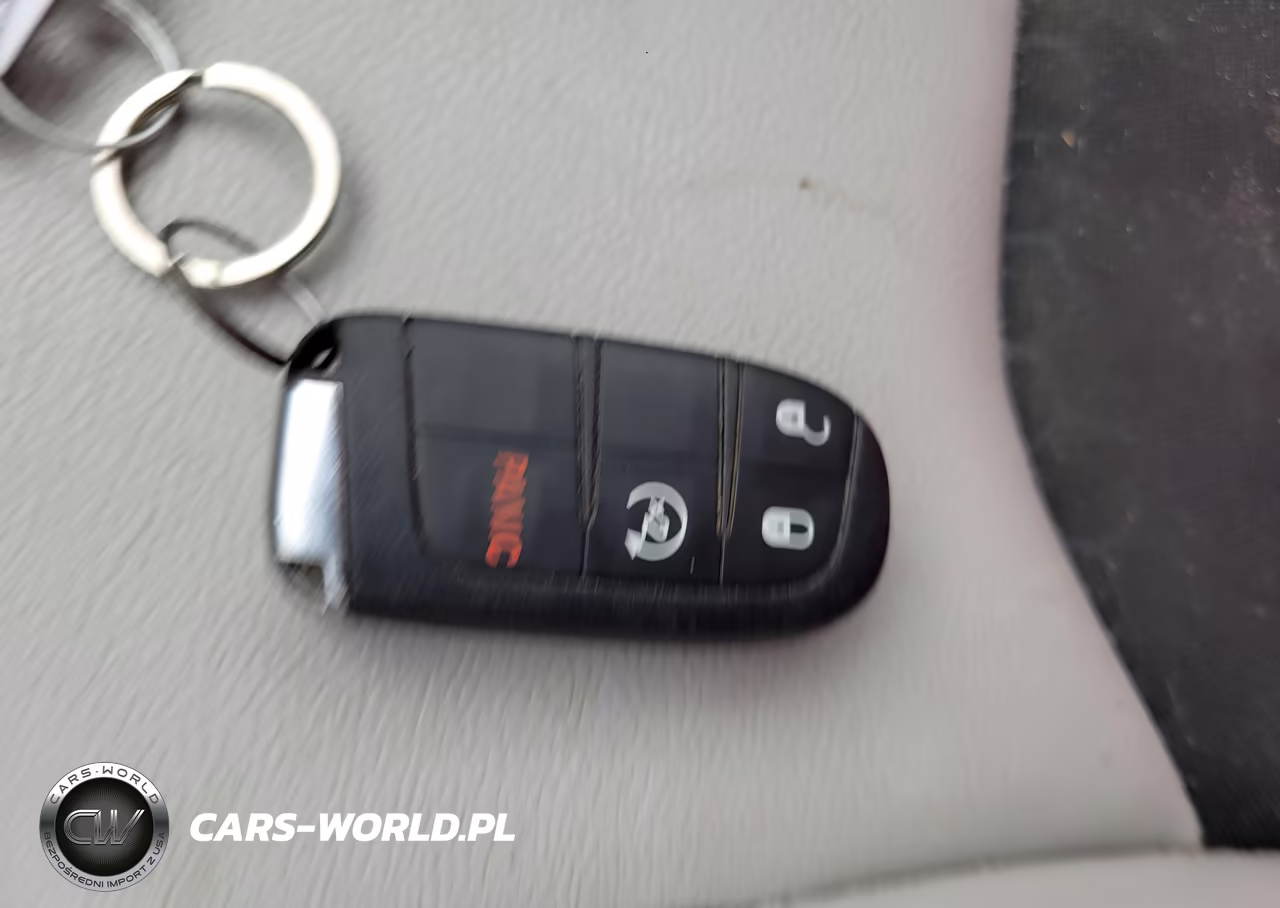 2019 Jeep Compass Sun And Wheel Fwd VIN:3C4NJCBB8KT636593 - 11