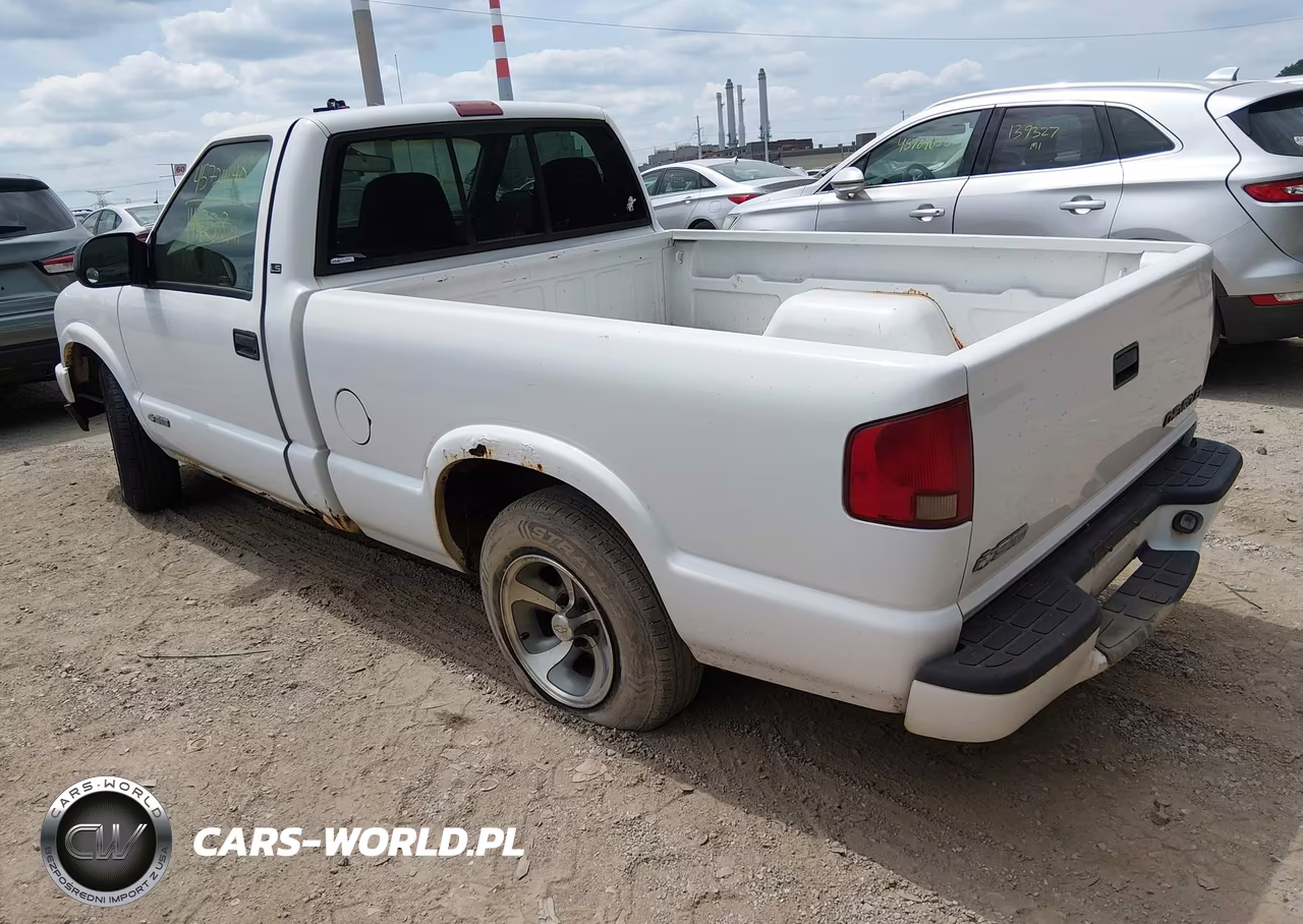 2003 Chevrolet S-10 Ls VIN:1GCCS14H238135046 - 3
