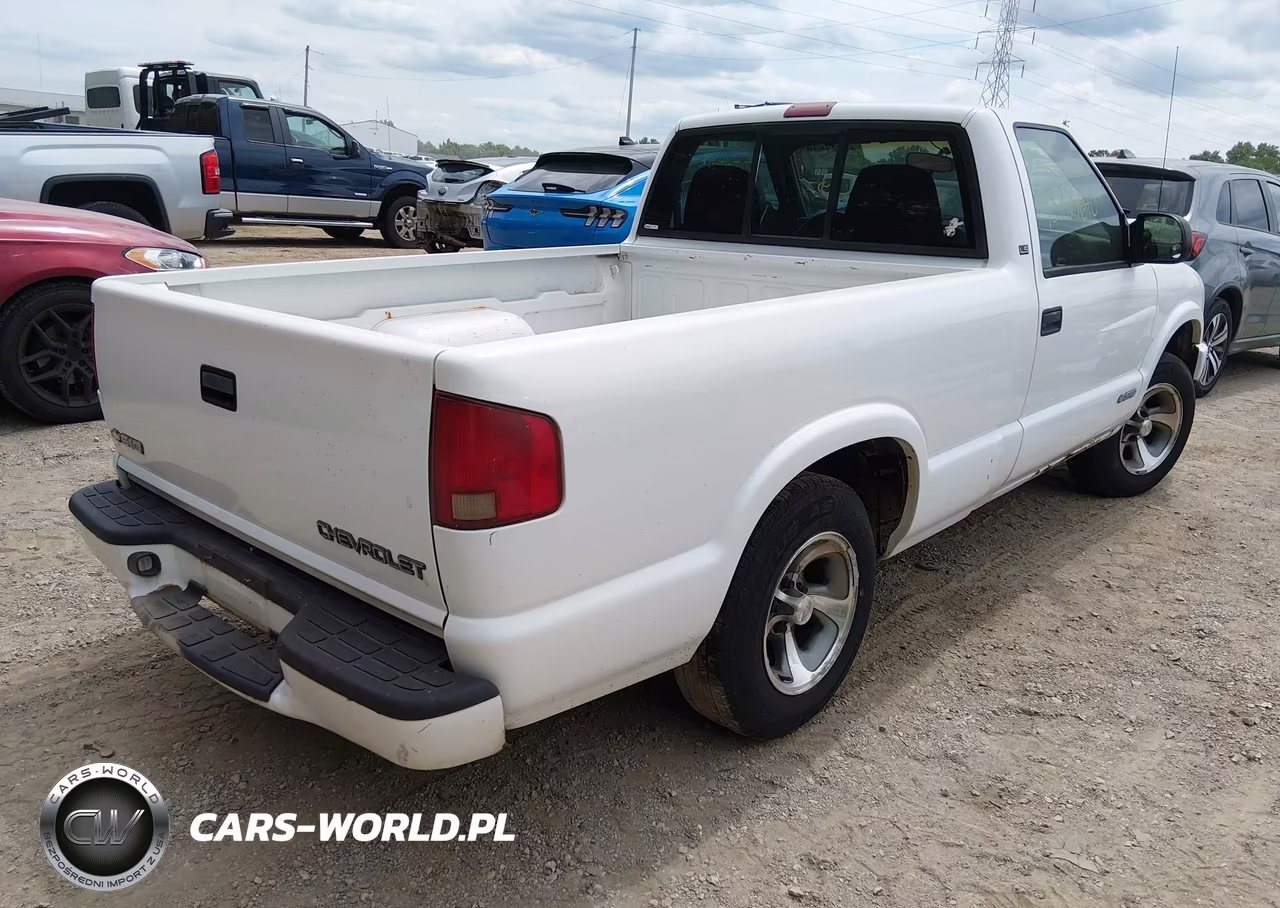 2003 Chevrolet S-10 Ls VIN:1GCCS14H238135046 - 4