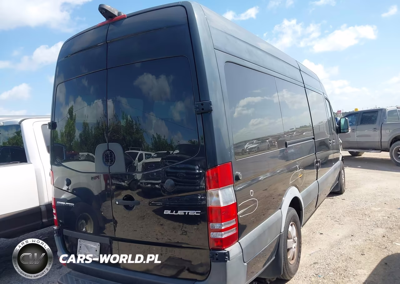 2016 Mercedes-Benz Sprinter 2500 High Roof VIN:WDZPE8DD8GP232939 - 4
