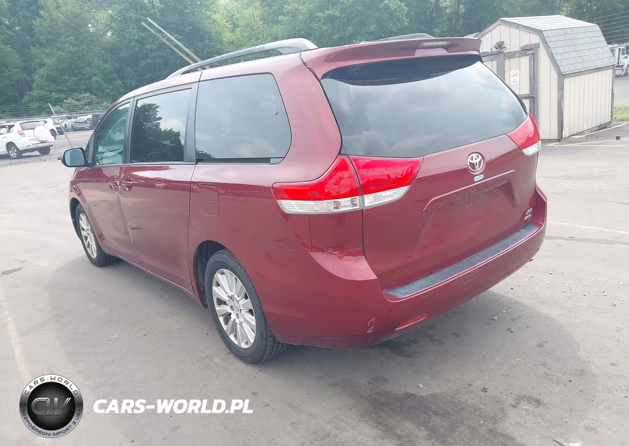 2014 Toyota Sienna Xle 7 Passenger VIN:5TDDK3DC6ES076179 - 3