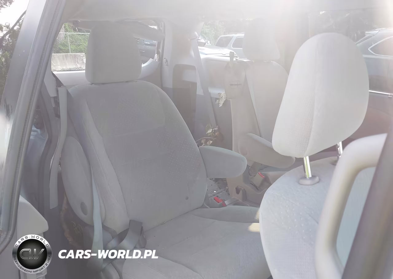 2015 Toyota Sienna Le 8 Passenger VIN:5TDKK3DC5FS656550 - 8