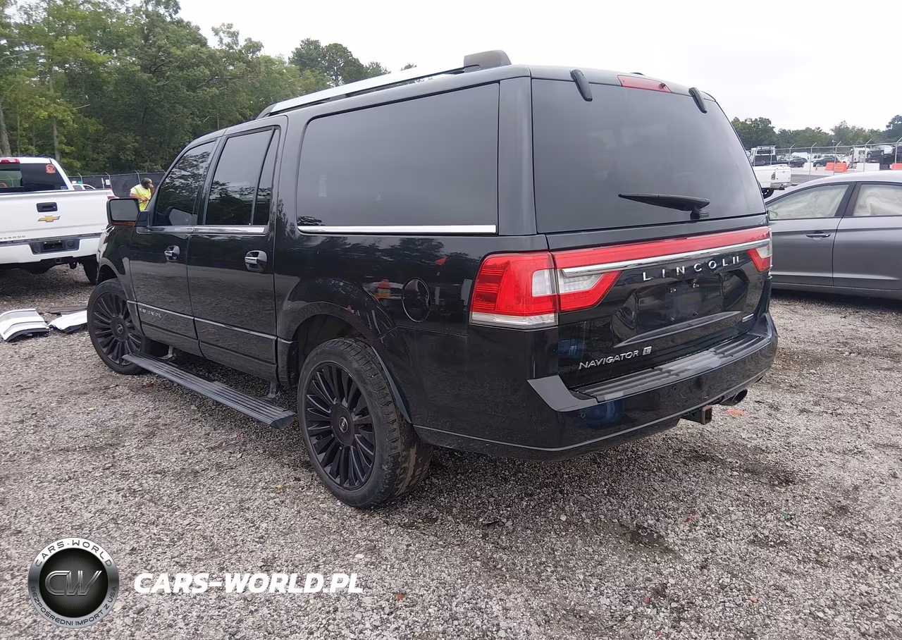 2015 Lincoln Navigator L VIN:5LMJJ3JT4FEJ05690 - 3