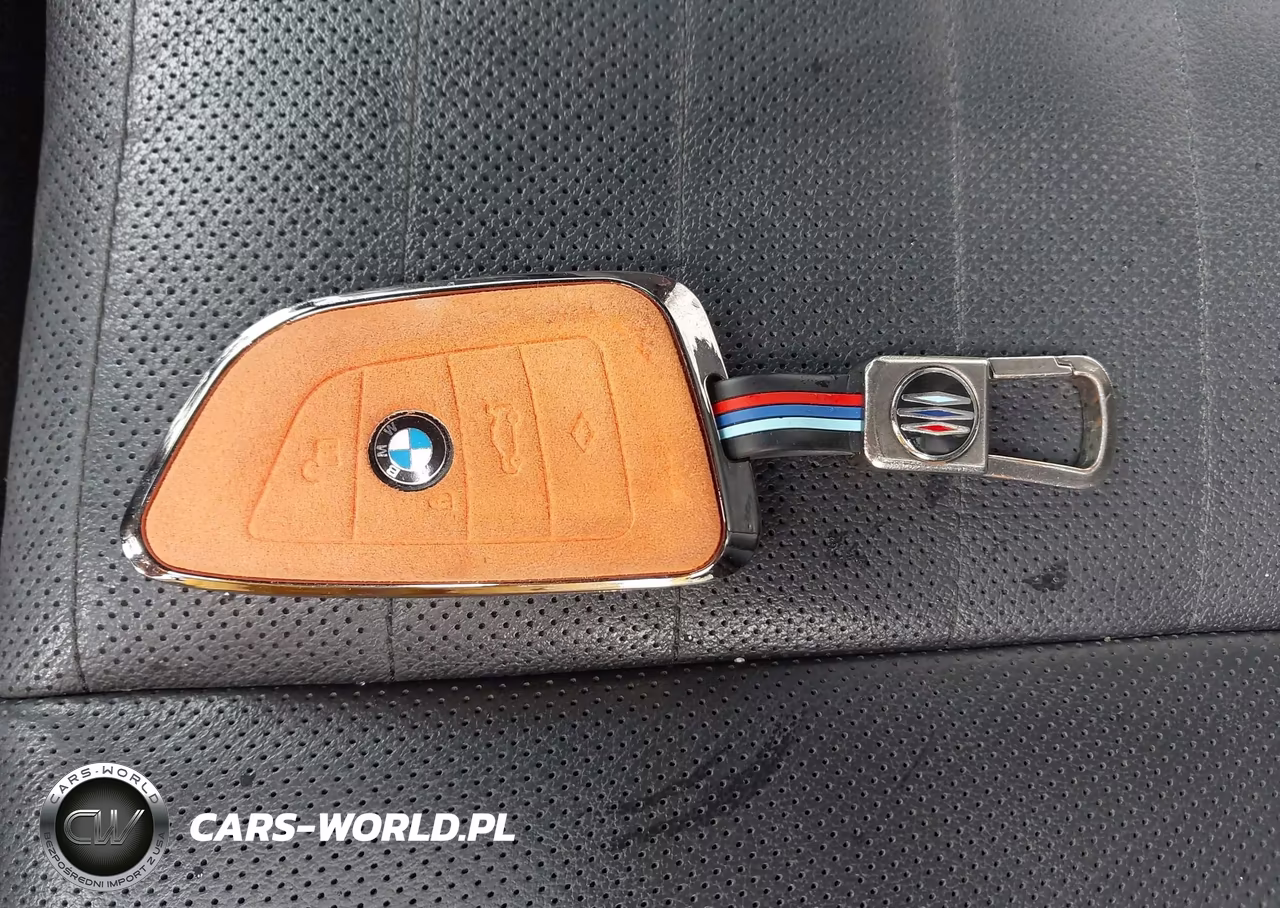 2018 BMW X3 xDrive30I VIN:5UXTR9C51JLC80401 - 11