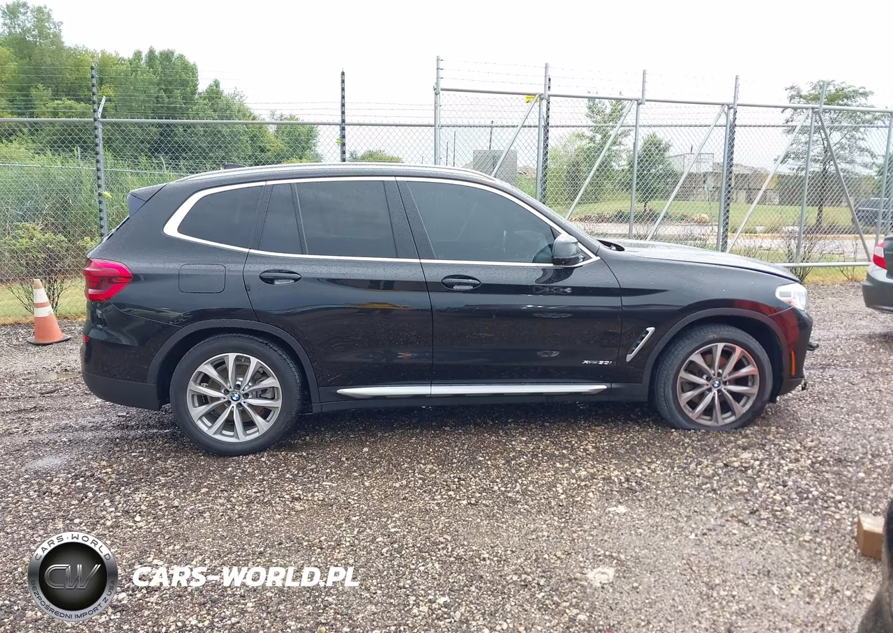 2018 BMW X3 xDrive30I VIN:5UXTR9C51JLC80401 - 13