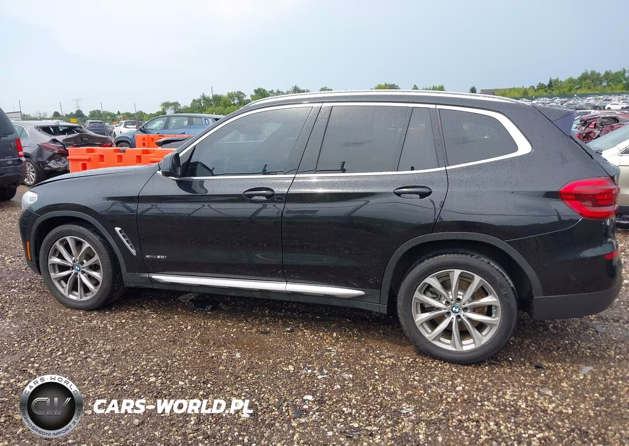 2018 BMW X3 xDrive30I VIN:5UXTR9C51JLC80401 - 14
