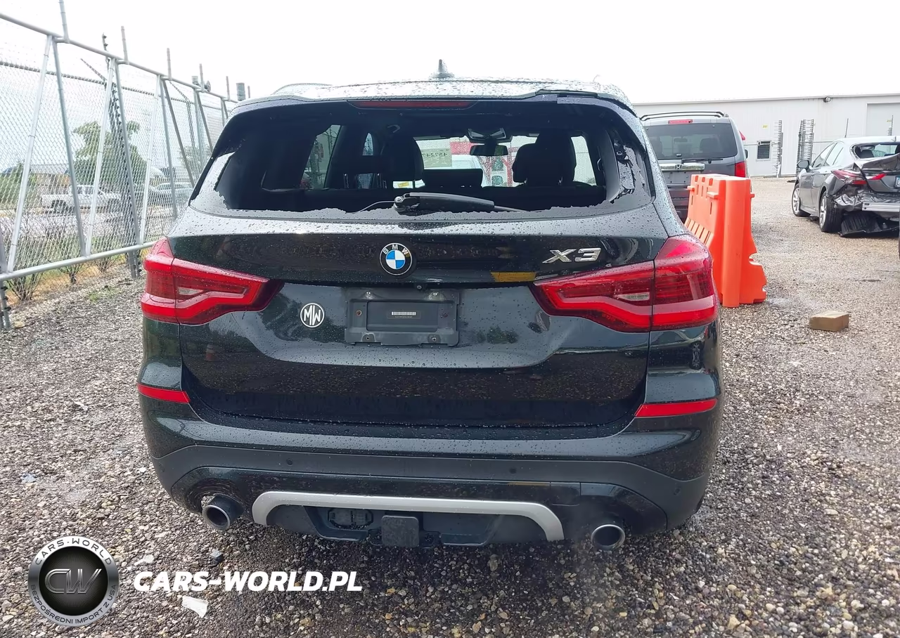 2018 BMW X3 xDrive30I VIN:5UXTR9C51JLC80401 - 16