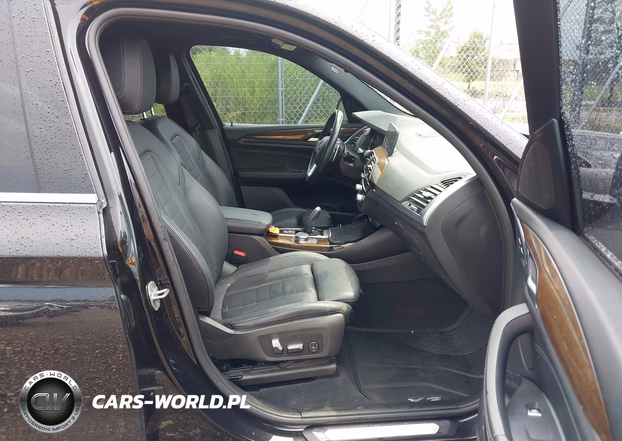 2018 BMW X3 xDrive30I VIN:5UXTR9C51JLC80401 - 5