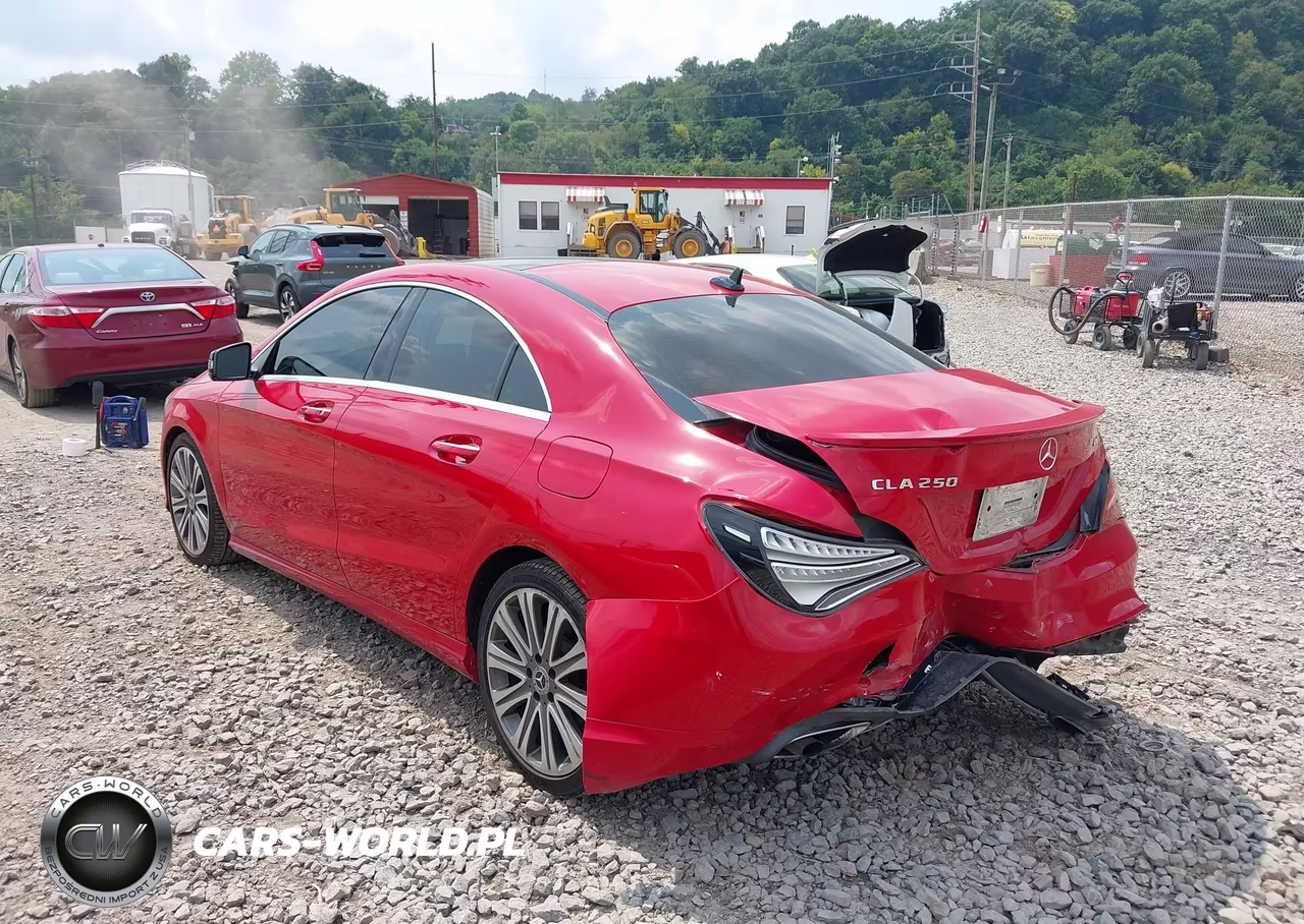 2018 Mercedes-Benz Cla 250 4Matic VIN:WDDSJ4GB6JN520718 - 3