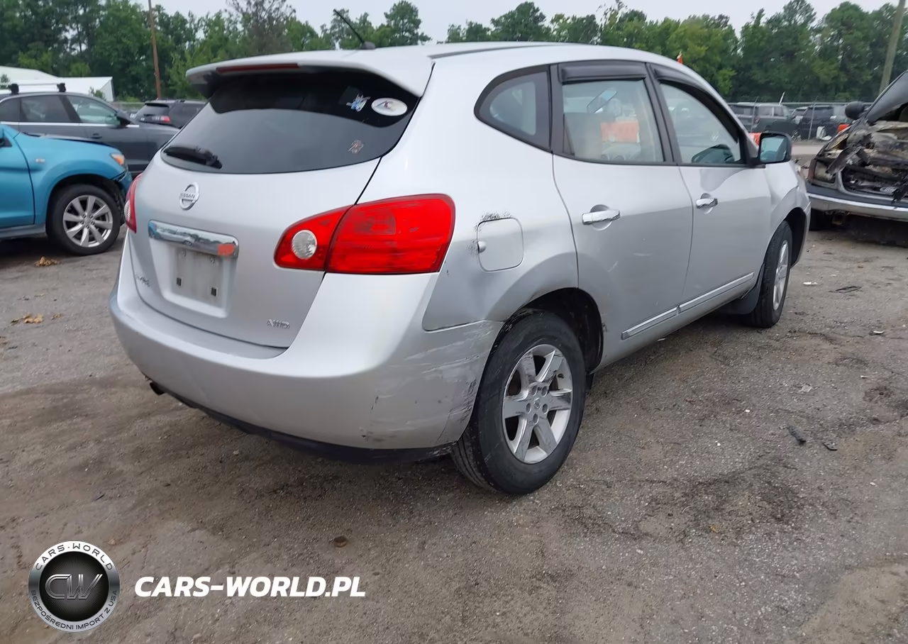 2011 Nissan Rogue S VIN:JN8AS5MV0BW274918 - 4