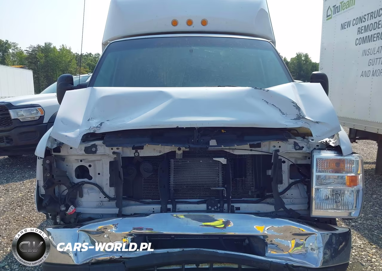 2019 Ford E-350 Cutaway VIN:1FDWE3F66KDC06228 - 11