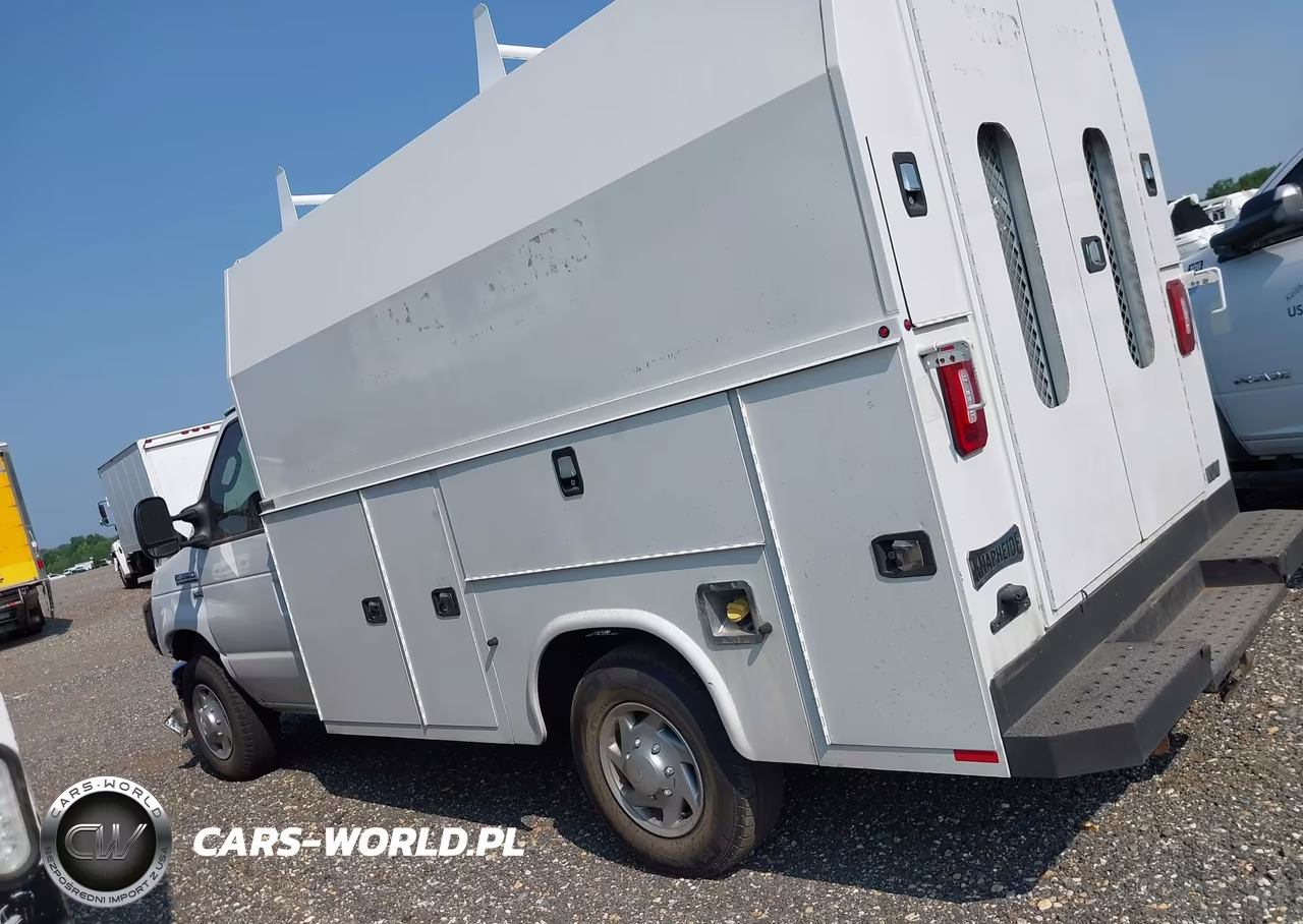 2019 Ford E-350 Cutaway VIN:1FDWE3F66KDC06228 - 14
