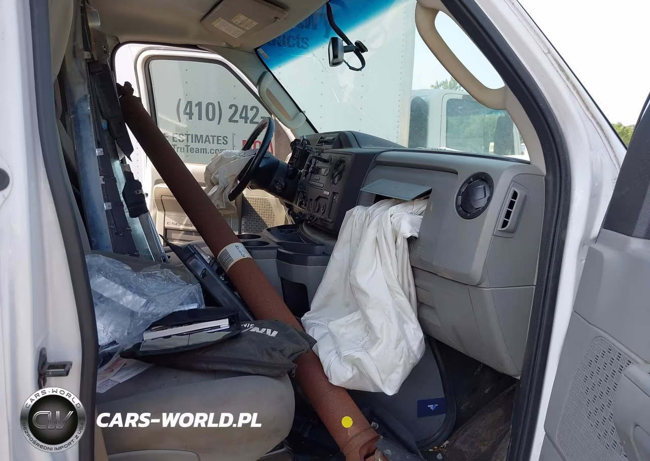 2019 Ford E-350 Cutaway VIN:1FDWE3F66KDC06228 - 6