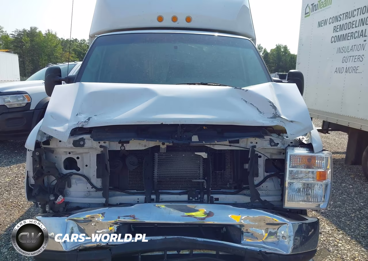 2019 Ford E-350 Cutaway VIN:1FDWE3F66KDC06228 - 9