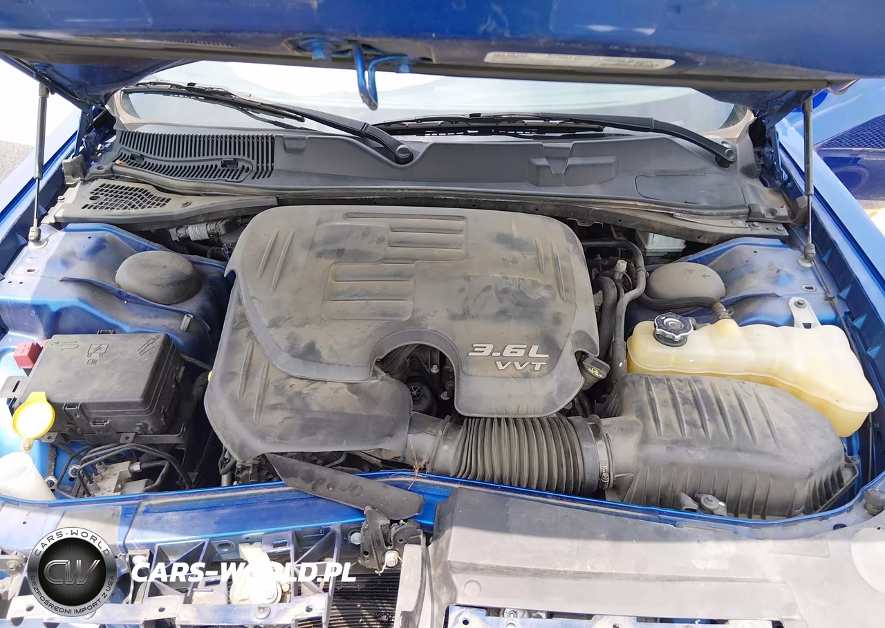 2018 Dodge Challenger Sxt VIN:2C3CDZAG6JH255383 - 10