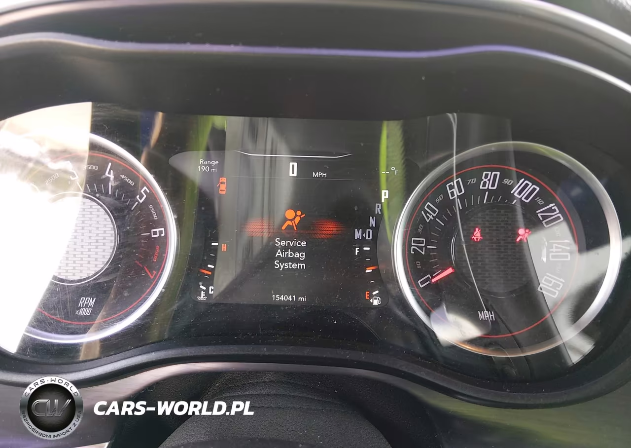 2018 Dodge Challenger Sxt VIN:2C3CDZAG6JH255383 - 15