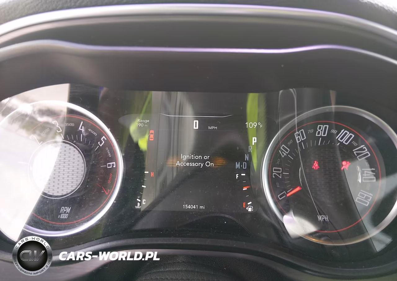 2018 Dodge Challenger Sxt VIN:2C3CDZAG6JH255383 - 7