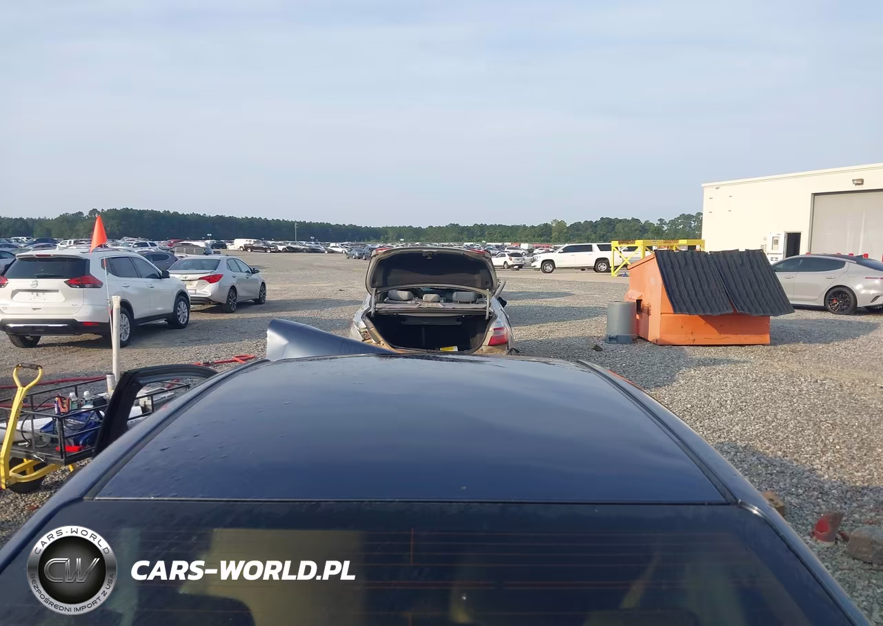 2015 Toyota Corolla Le VIN:2T1BURHE2FC478825 - 16