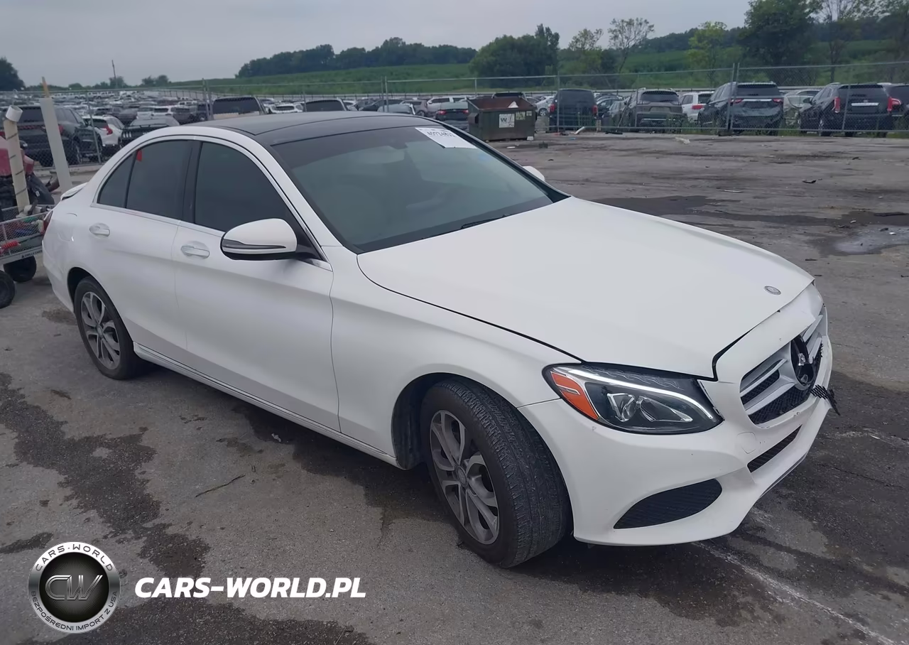2016 Mercedes-Benz C 300 4Matic – zdjęcie 1 z 16