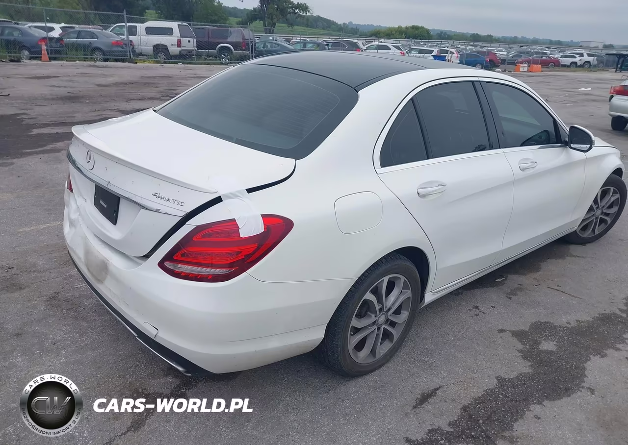 2016 Mercedes-Benz C 300 4Matic VIN:55SWF4KB7GU101433 - 4