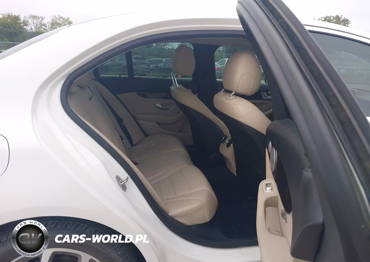 2016 Mercedes-Benz C 300 4Matic VIN:55SWF4KB7GU101433 - 8