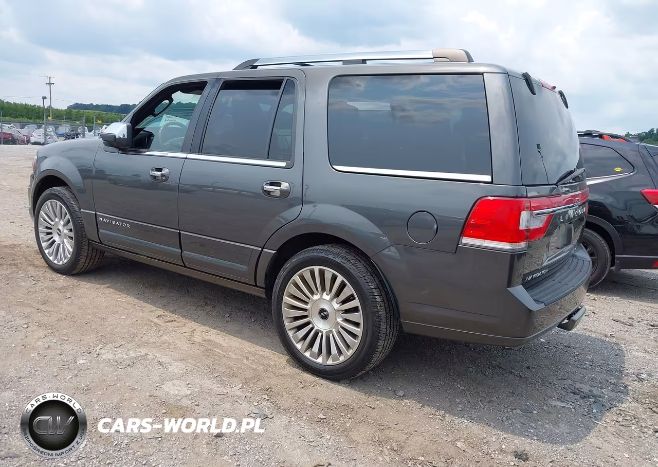2015 Lincoln Navigator VIN:5LMJJ2JT9FEJ00088 - 3