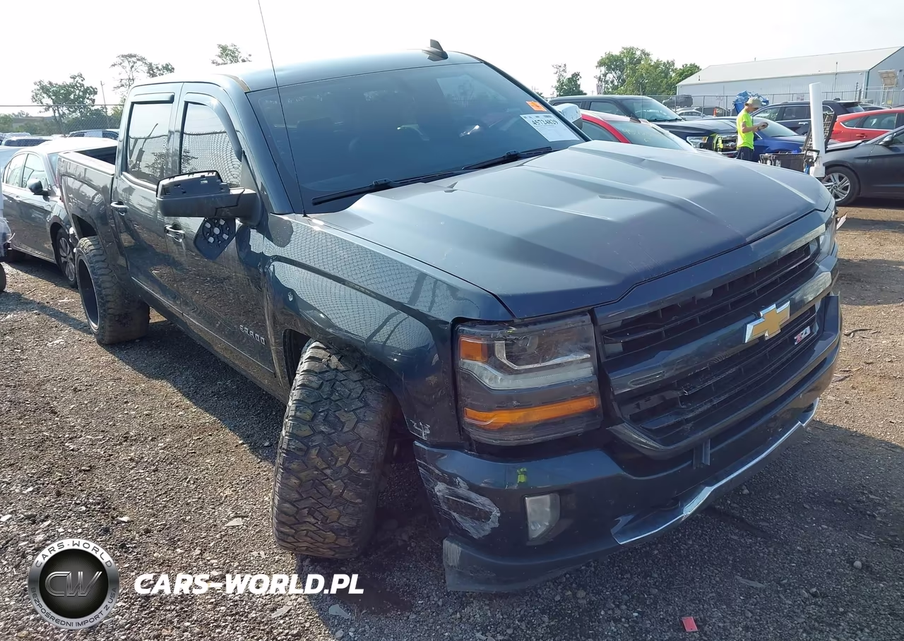 2017 Chevrolet Silverado 1500 Lt VIN:3GCUKREC0HG188982 - 1