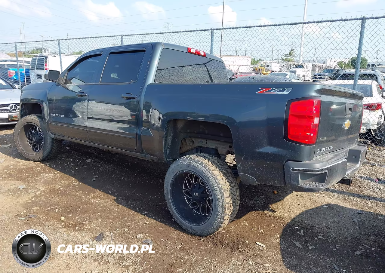 2017 Chevrolet Silverado 1500 Lt VIN:3GCUKREC0HG188982 - 3