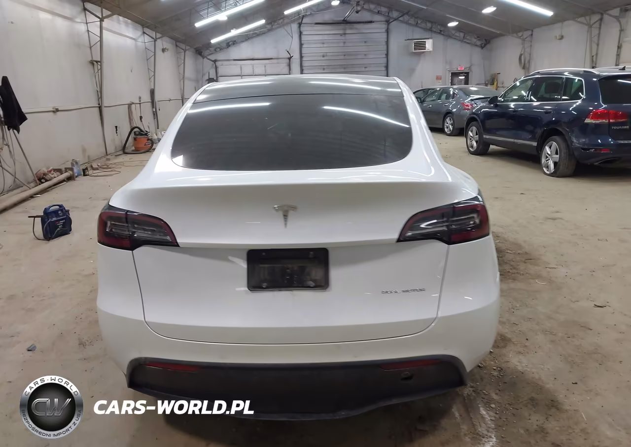 2020 Tesla Model Y Long Range Dual Motor All-Wheel Drive VIN:5YJYGDEE7LF017054 - 16