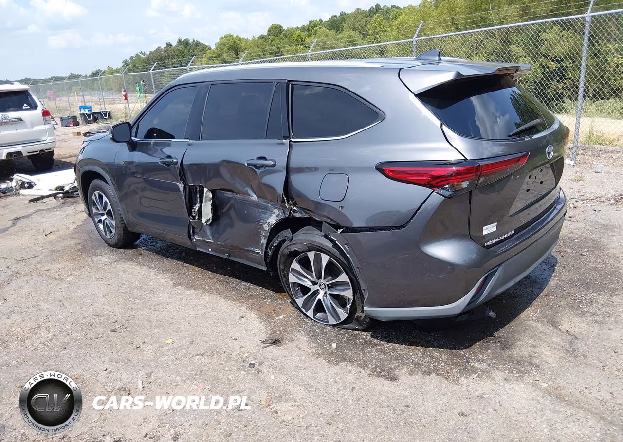 2022 Toyota Highlander Hybrid Xle VIN:5TDGARAH3NS514983 - 3