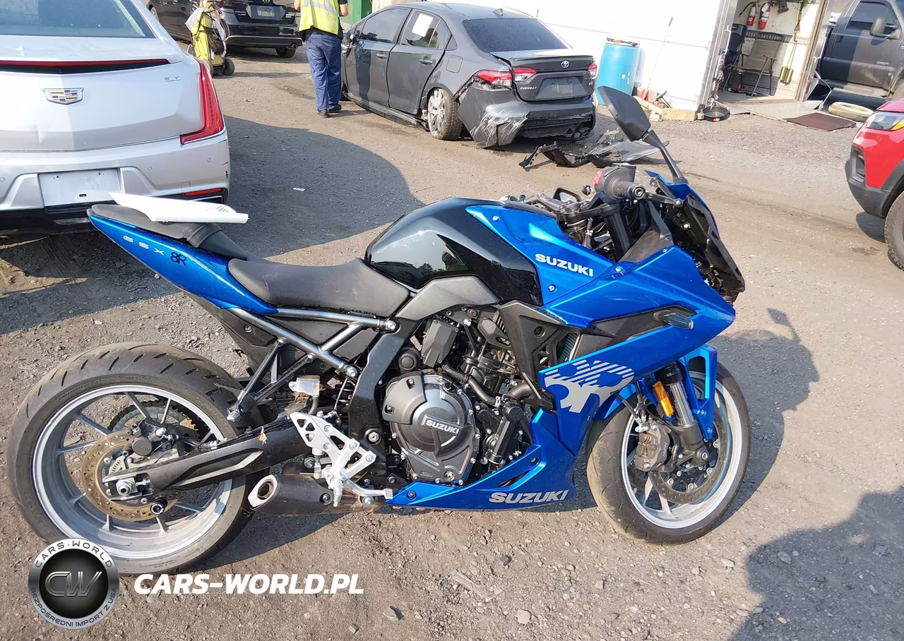 2024 Suzuki Gsx800 F VIN:JS1EM13B5R7102597 - 12