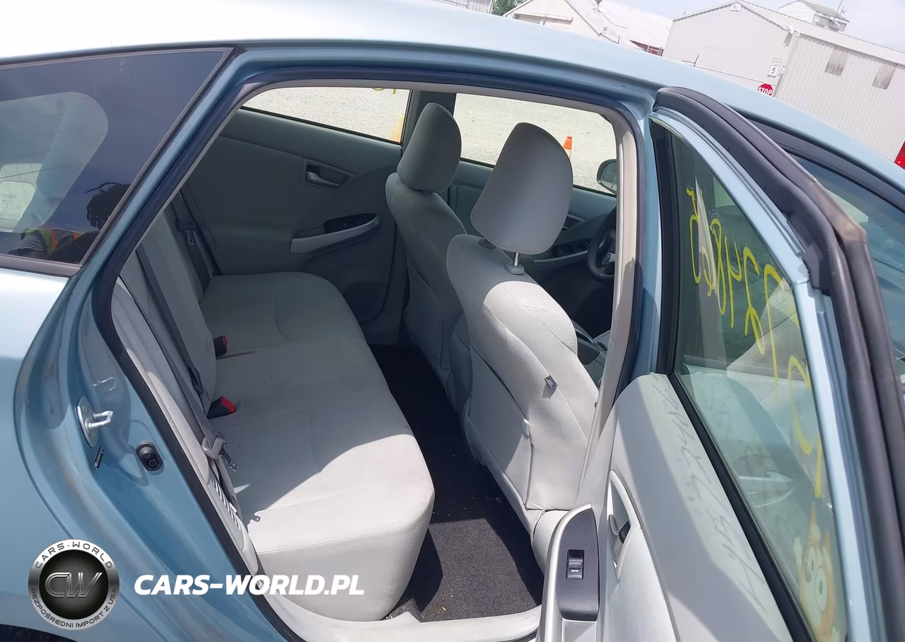 2012 Toyota Prius Two VIN:JTDKN3DU4C1583910 - 8