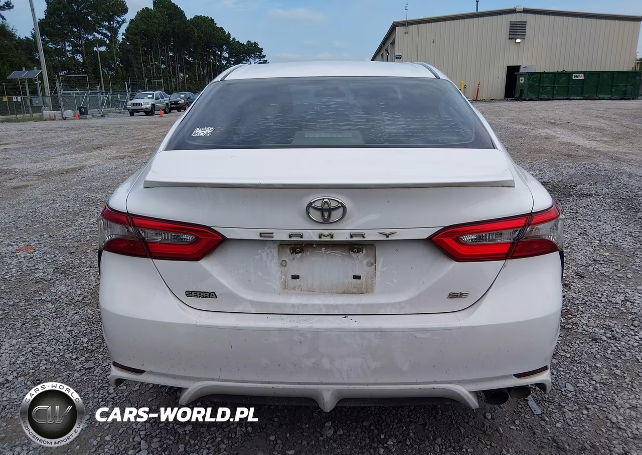 2018 Toyota Camry Se VIN:4T1B11HK2JU628200 - 16
