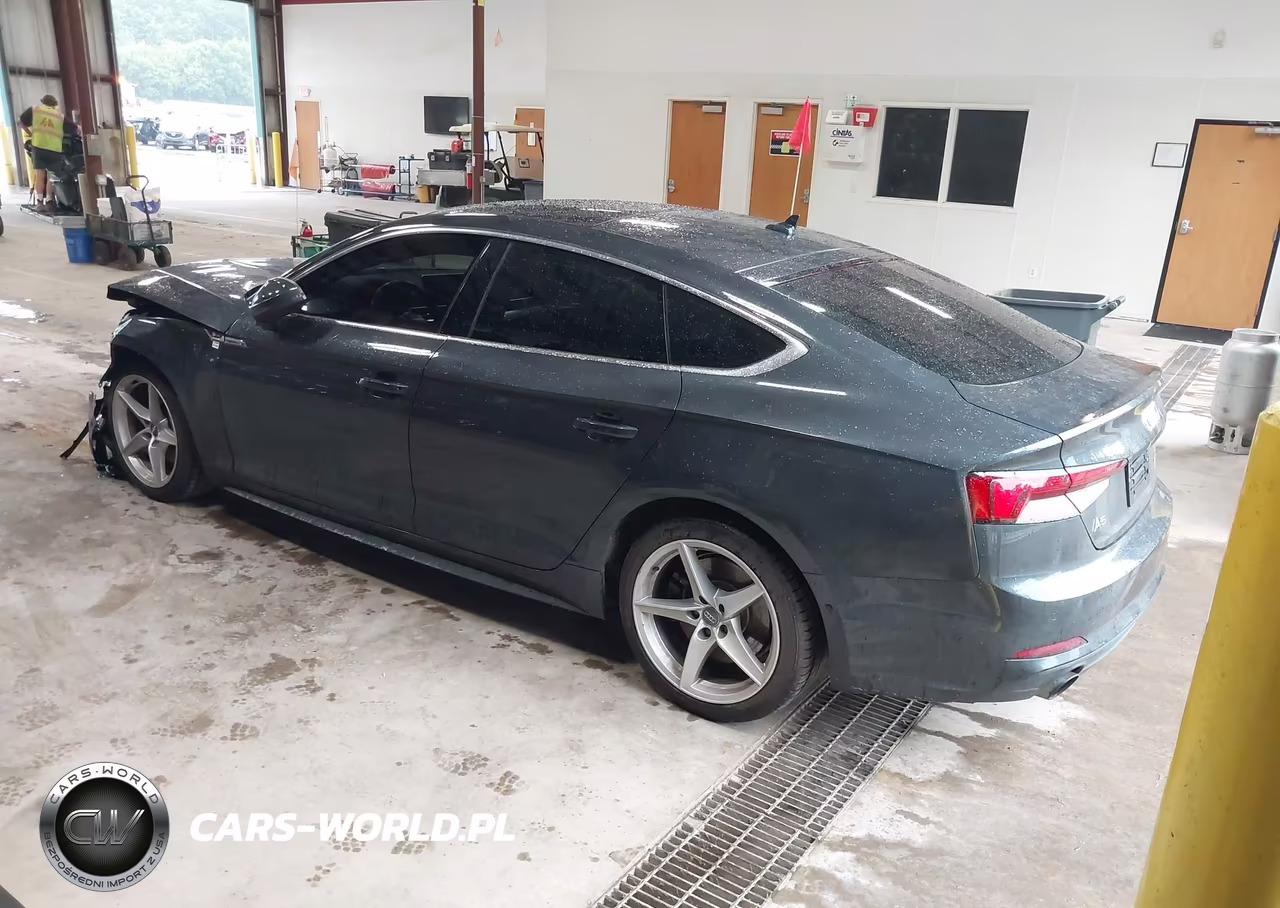 2019 Audi A5 45 Premium VIN:WAUFNCF54KA086729 - 3