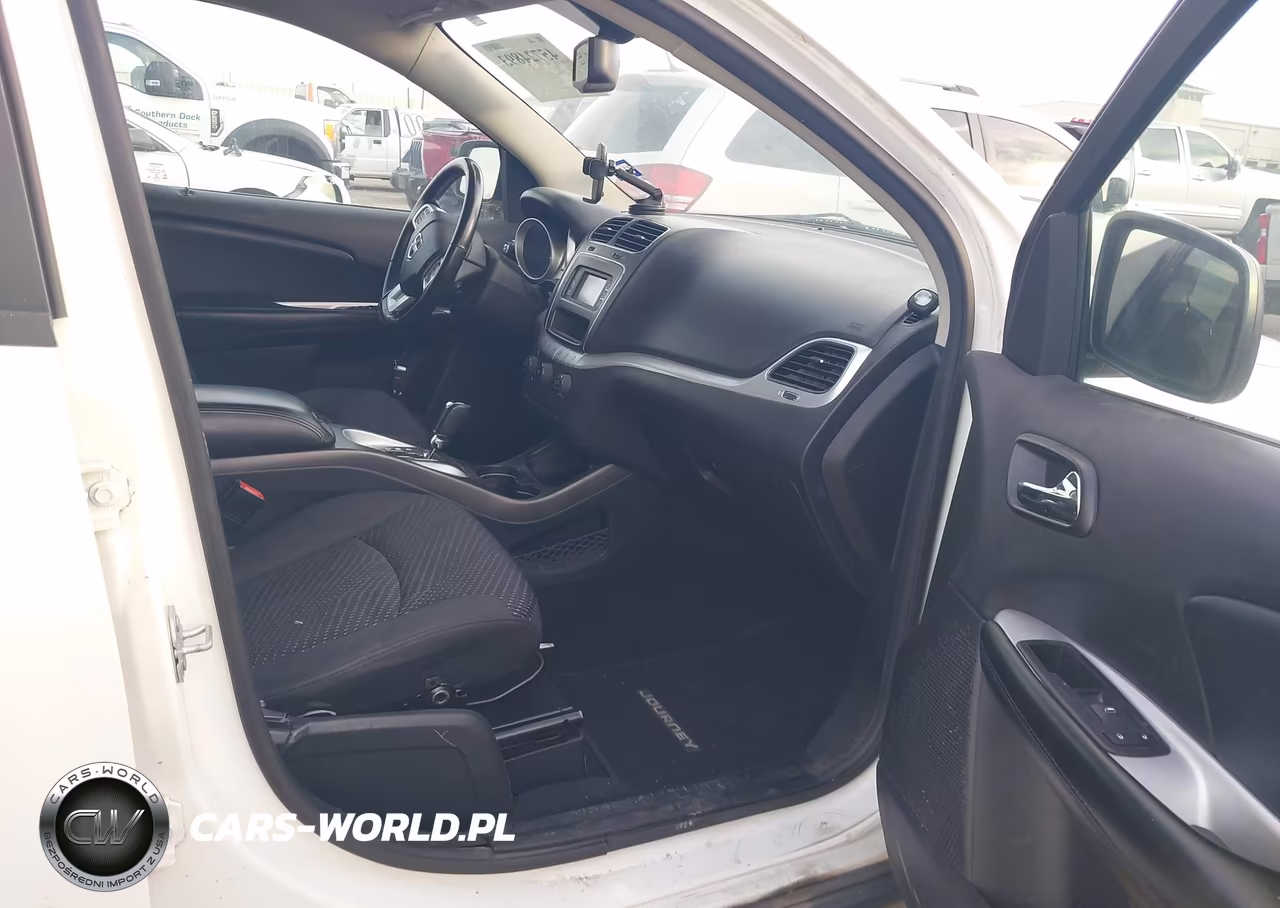 2017 Dodge Journey Se VIN:3C4PDCAB4HT581179 - 5