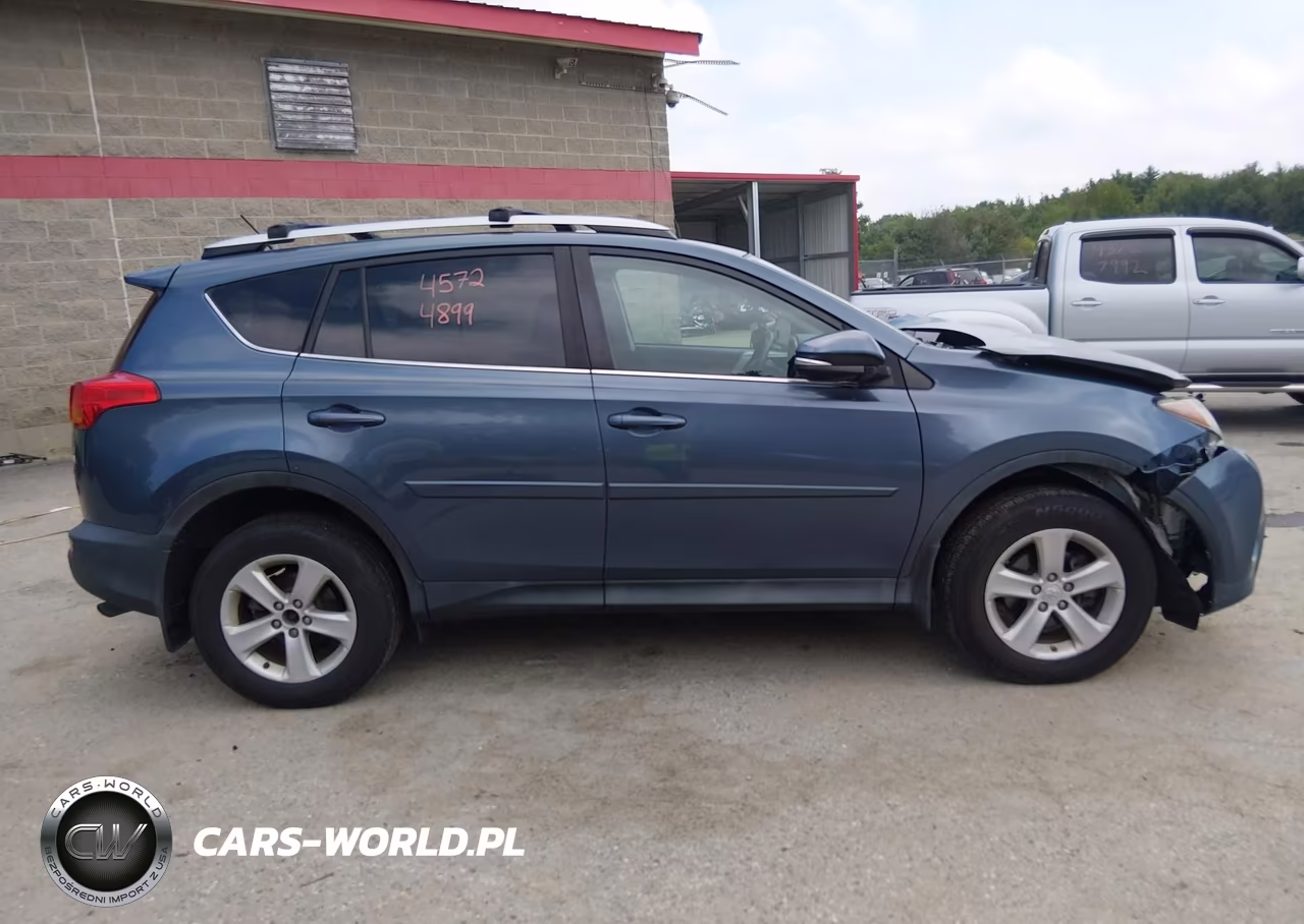 2014 Toyota Rav4 Xle VIN:2T3RFREV5EW157556 - 13