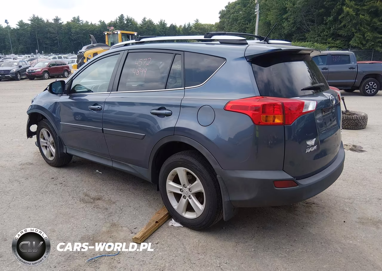 2014 Toyota Rav4 Xle VIN:2T3RFREV5EW157556 - 3