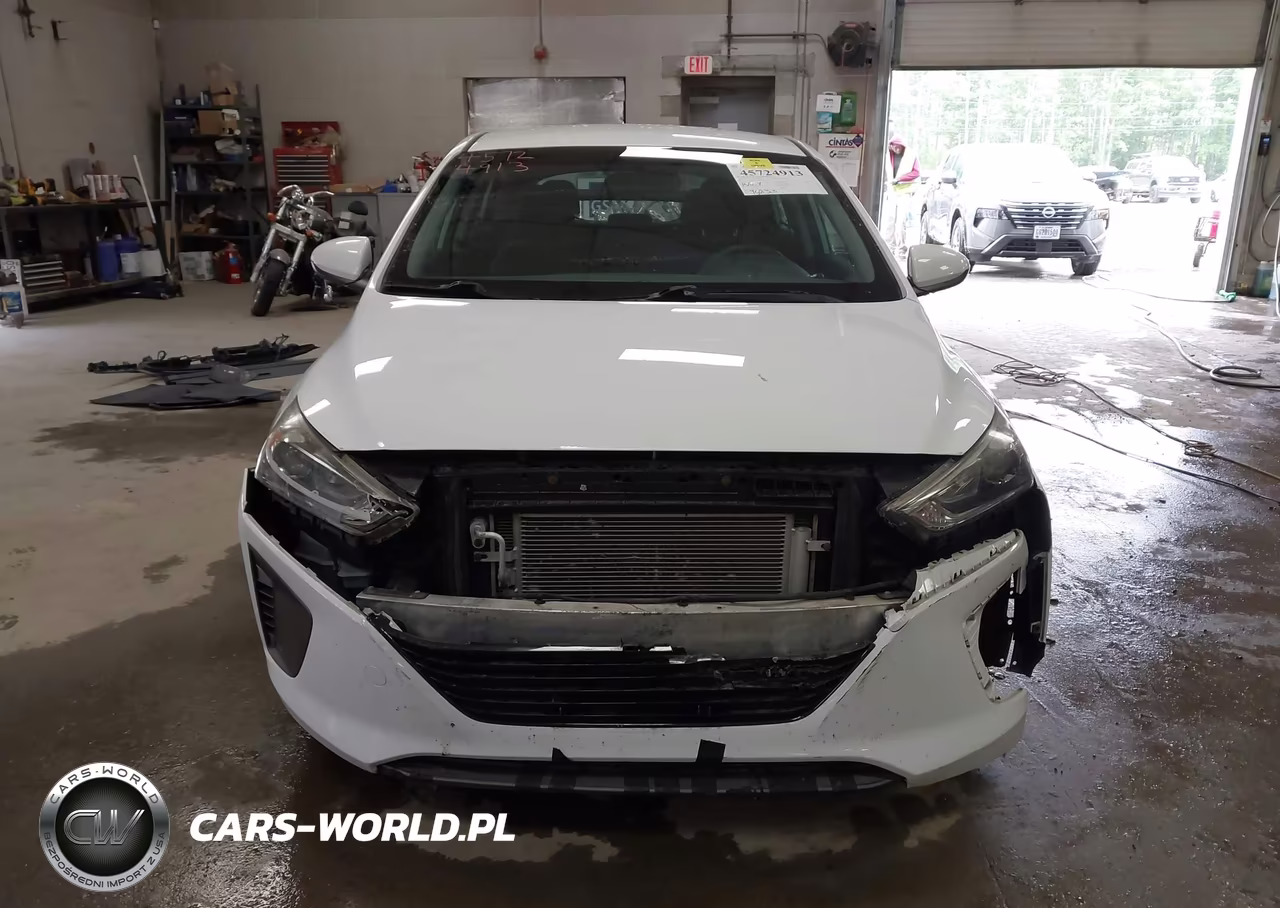 2019 Hyundai Ioniq Hybrid Blue VIN:KMHC65LC0KU129085 - 6